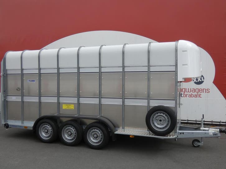Ifor Williams Veetrailer Enkel-, Tand- Tridem vanaf €4696ex, Animaux & Accessoires, Chevaux & Poneys | Semi-remorques & Remorques