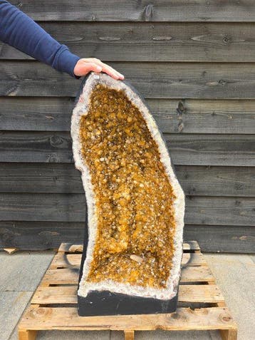 Géode de citrine XXL 100 kg citrine - Hauteur : 89 cm -