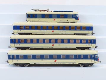Lima H0 - 9730 - Treinstel (1) - Vierdelige set Rh 4010 -, Nieuw