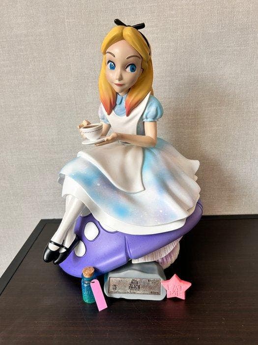 Alice in Wonderland - 1 Statue - Beast Kingdom, Collections, Disney