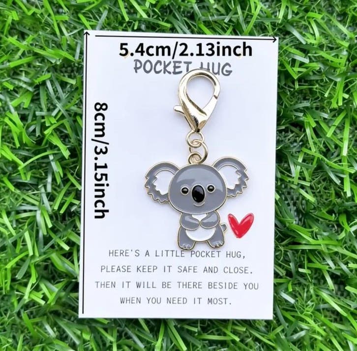 Gelukshanger koala -Pocket Hug - lucky charm - geluk - ha..., Bijoux, Sacs & Beauté, Bracelets à breloques, Enlèvement ou Envoi