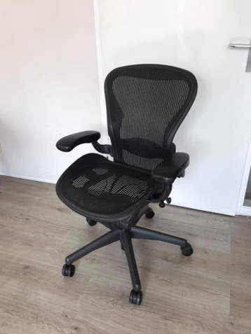 Refurbished Herman Miller Aeron Full Option, Verzenden, Zwart, Zo goed als nieuw, Bureaustoel
