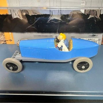 Editions Moulinsart Les voitures de Tintin 1/24 - Tintin -