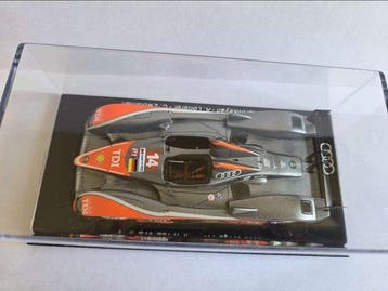 Spark 1:43 - Modelauto - Audi R10 TDI Kolles n°14 7th LM