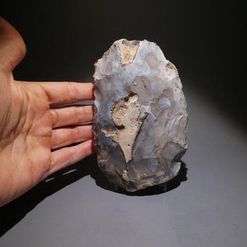 Néolithique Grand silex. Longueur 13,5 cm. Couteau en silex, Verzamelen