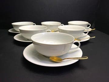 Limoges , Grandes tasses à the ou chocolaterie - Service de