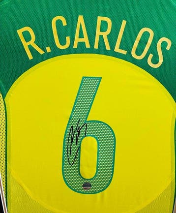 Roberto Carlos - Hand Signed Brazil 2004/06 Home Shirt –, Verzamelen, Nieuw