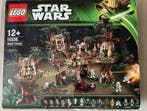 Lego Set - 10236 - Star Wars - Ewok Village