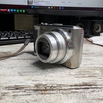 Panasonic DMC-TZ5 Appareil photo compact numérique