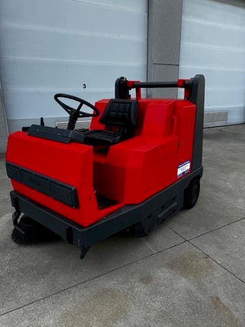 Veeg- en zuigmachine Hako Jonas 1450 E, Zakelijke goederen