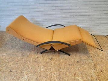 Tecno - Osvaldo Borsani - Fauteuil - Métal - Modèle P40,