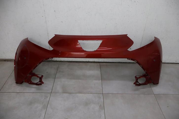 voorbumper Toyota Aygo X 52119-0H190, Auto-onderdelen, Carrosserie, Gebruikt, Verzenden