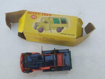 Dinky Toys 1:48 - Model vrachtwagen (2) - Original Issue New, Nieuw