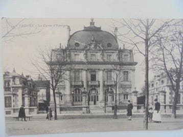 Banques et caisses d épargne - Carte postale (52) -, Collections