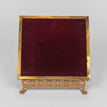 Support de missel, néogothique, XIXe siècle. - Bronze -