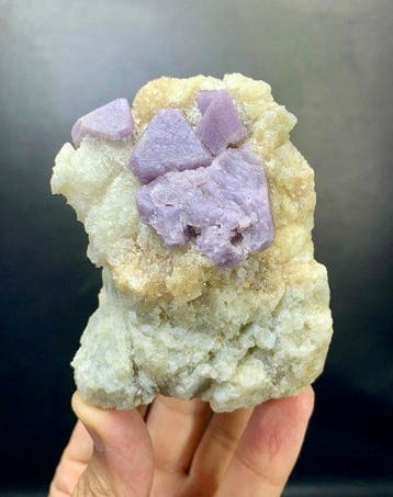 Spinel mineraalmonster Uit de familie van Ruby-edelsteen -, Verzamelen
