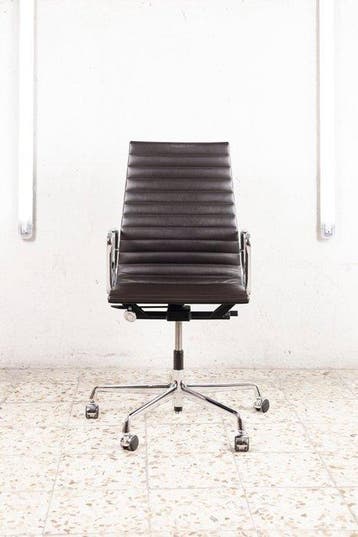 Vitra - Charles & Ray Eames - Bureaustoel - Aluminium Chair