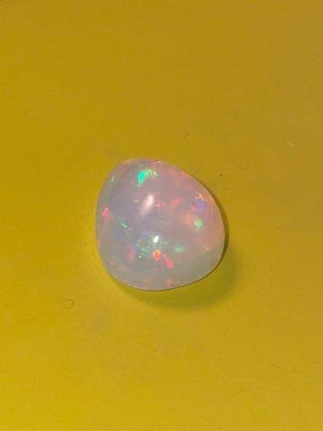 Zonder minimumprijs - 1 pcs Wit, Meerkleurig Opaal - 9.35 ct, Nieuw