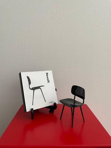 Ahrend - Friso Kramer - Chaise - Révolte - plastique -