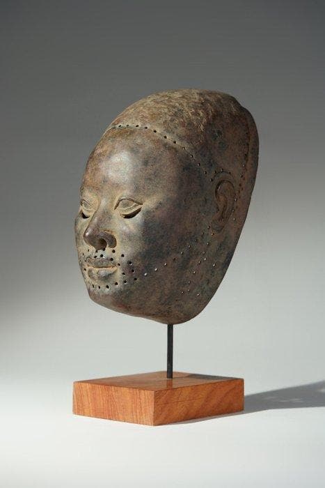Een bronzen masker - Uitvaart - Ife - Nigeria, Antiek en Kunst, Kunst | Niet-Westerse kunst