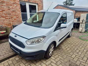 Online veiling - 2015 - Ford Transit Courier, Nieuw