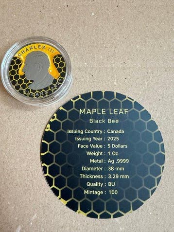 Canada. 5 Dollars 2025 Maple Leaf Black Bee with Bejeweled, Postzegels en Munten