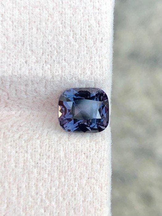 Zonder minimumprijs Blauw, Roze, Paars, Violet Saffier -, Handtassen en Accessoires, Edelstenen