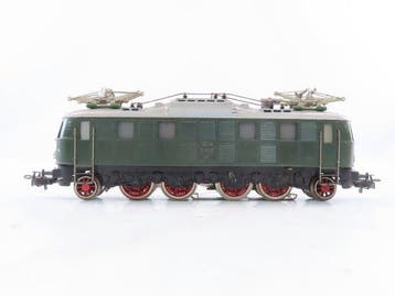 Märklin H0 - 3024.2 - Locomotive électrique (1) - E18 - DB