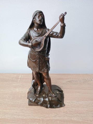 Henri Louis Levasseur (1853-1934) - sculptuur, Le troubadour, Antiquités & Art