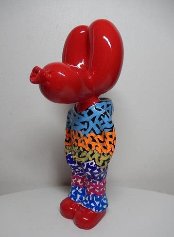 Enigme09 (1979) - Red Street Balloon Dog