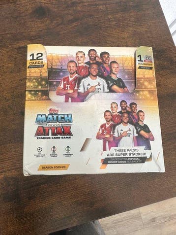 Topps - 32 Box - Adrenalyn XL - Topps Match Attax Season, Nieuw