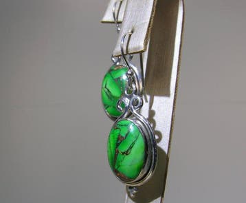 Turquoise oorbellen - Hoogte: 39 mm - Breedte: 14 mm- 6.06 g