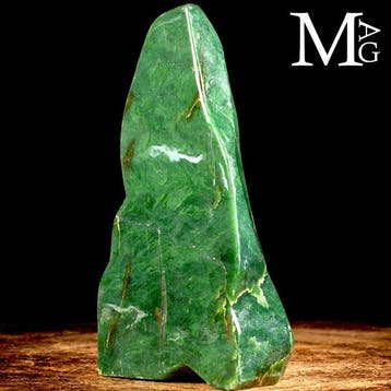 Spectaculair mineraalmonster - Extra Kwaliteit Nefrietjade -, Verzamelen