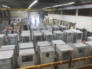 Vente de fenêtres, portes oscillo-battantes  de STOCK verre, 80 tot 100 cm, Nieuw, Ophalen of Verzenden, Buitendeur