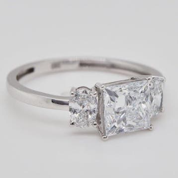 Zonder minimumprijs - Ring - 14 karaat Witgoud - 2.04ct. tw., Nieuw