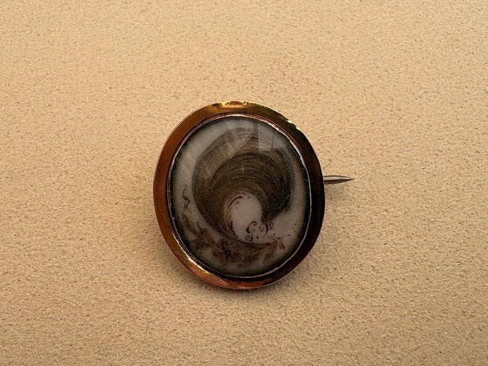 Broche - 9 carats Or jaune, Handtassen en Accessoires, Antieke sieraden