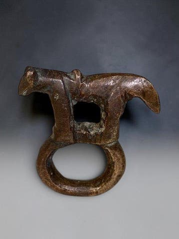 bague chien Dogon - bague en bronze - Dogon - Mali (Sans, Antiquités & Art
