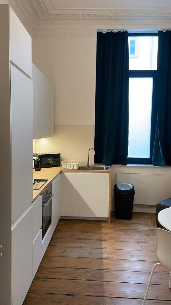 Appartement aan Rue du Luxembourg, Ixelles, Immo, Appartementen en Studio's te huur, 50 m² of meer