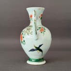 Un pichet de la Famille Verte Bird And Flower, fin du XIXe