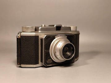 F.A.F. (Fabbrica Apparecchi Fotografici) Acies 35mm Camera -