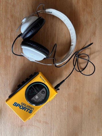 Sony - Sports WM-35 Walkman