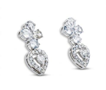 Cocktail oorbellen - 14 karaat Witgoud - 4.52ct. tw. Saffier