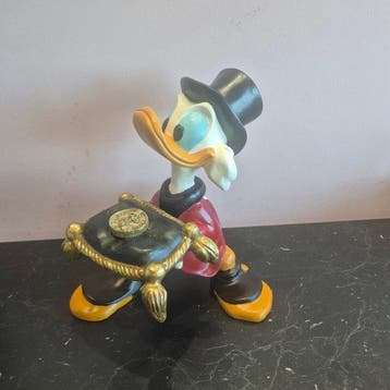 Walt Disney - Mickey Mouse - Scrooge McDuck with his lucky, Nieuw