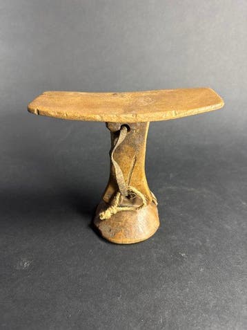Neksteun - Turkana - Hout