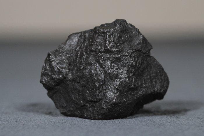 Saint-Aubin Franse ijzeren meteoriet - 86 g, Verzamelen, Mineralen en Fossielen