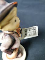 TMK6 Goebel Hummel W Germany Hummel 131, Street singer, Antiquités & Art
