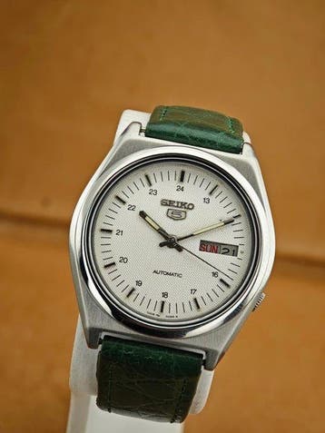 Seiko - 5 Automatic – Ref. 7009-3040 – 37.5 mm – Vintage