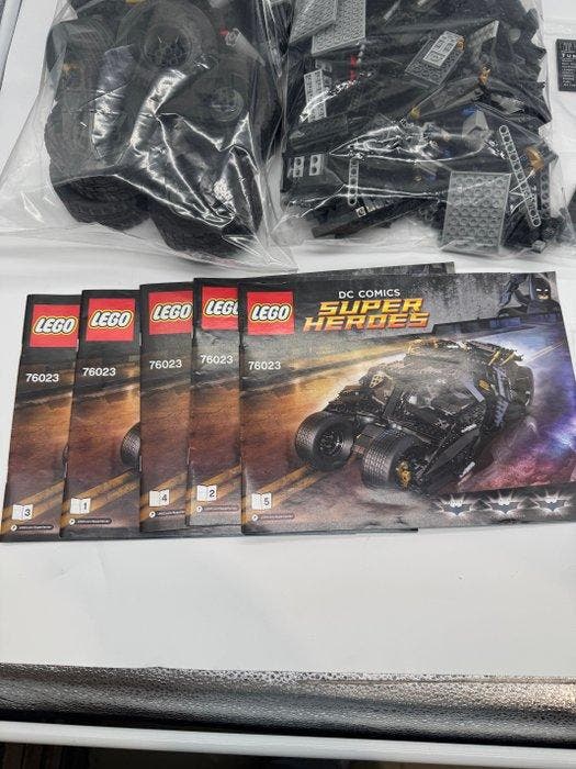 Lego Set - 76023 - DC Super Heroes - Batman Tumbler, Enfants & Bébés, Jouets | Duplo & Lego