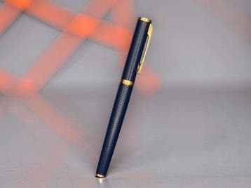 Waterman - Preface Laque Bleu Guilloché – Estilográfica