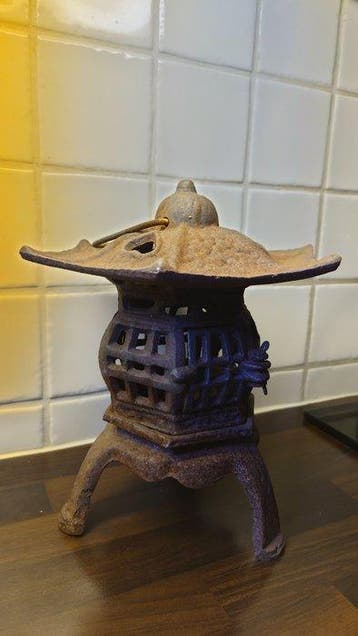 Japanse pagode - IJzer (gegoten) - Japan - 20e eeuw